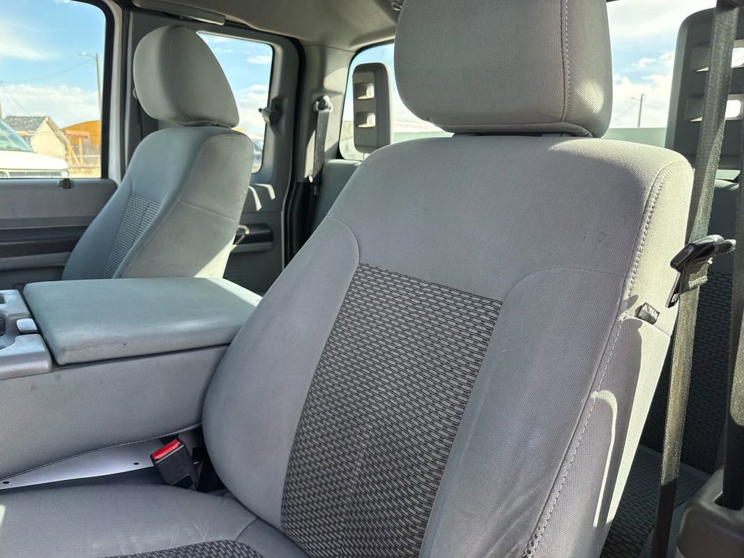 Used 2012 Ford F250 XL w/ Snow Plow Prep Pkg AWD/4WD image 27