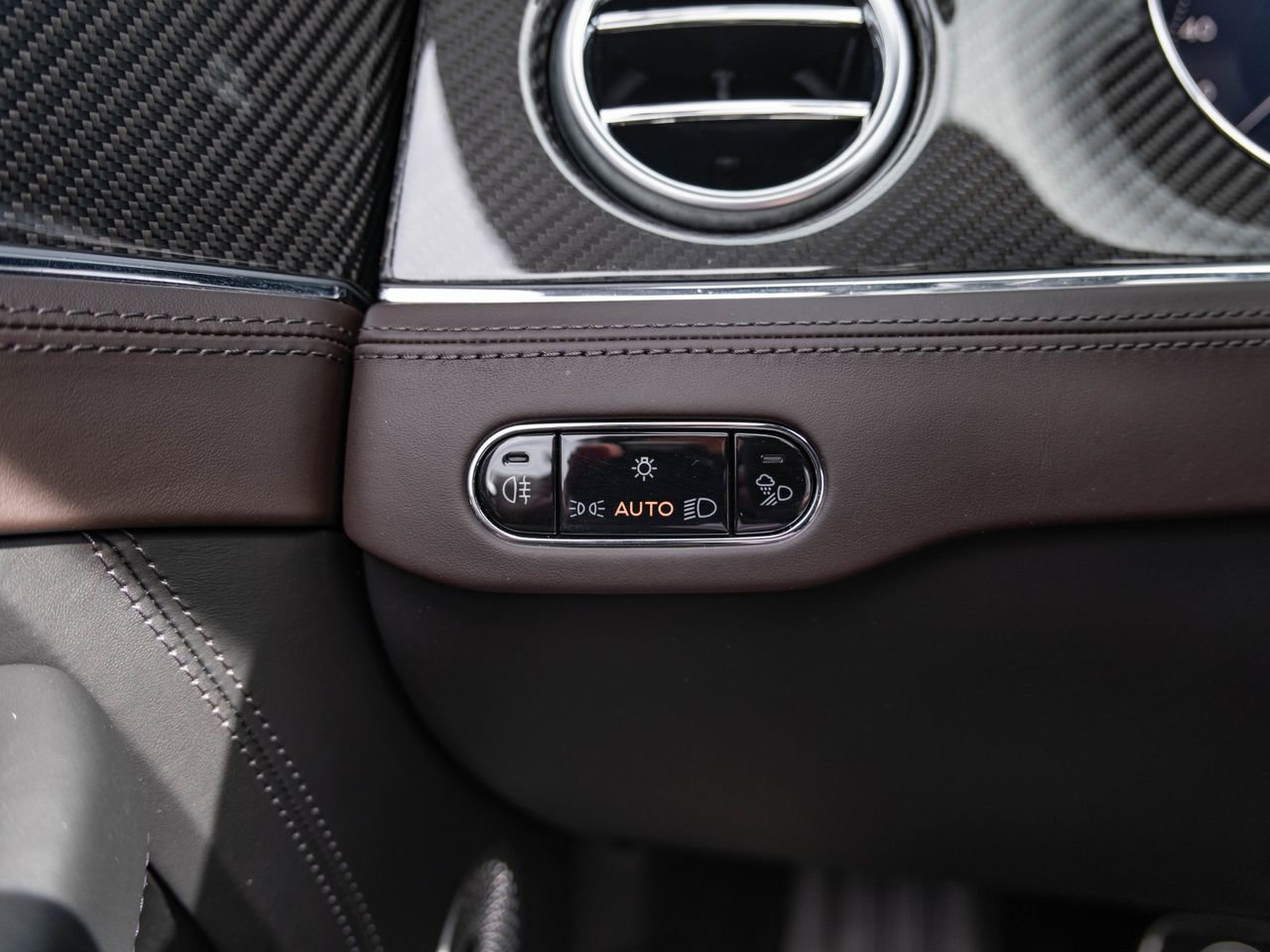 Used 2024 Bentley Continental GT S image 10