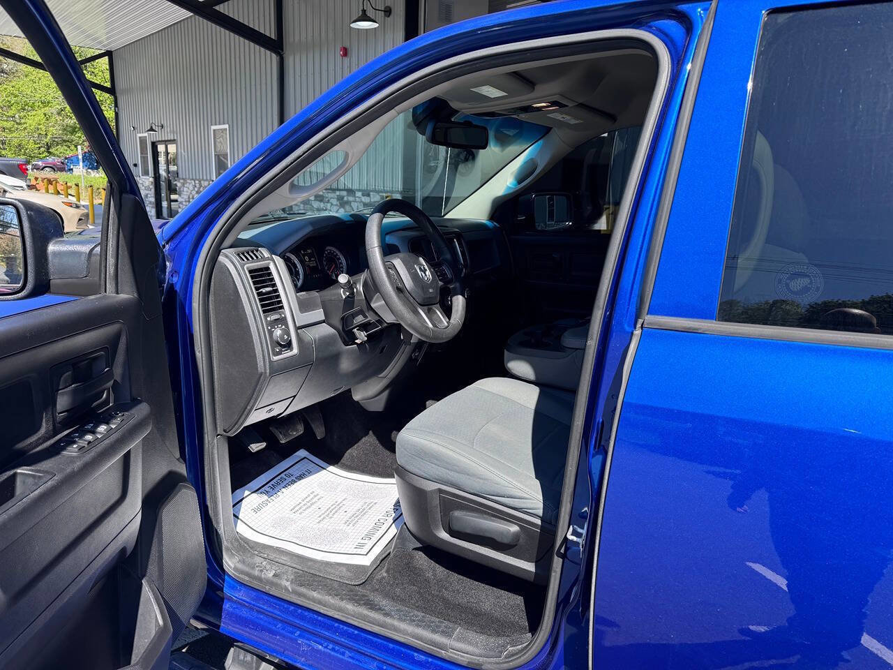 Used 2016 RAM 1500 Express w/ Popular Equipment Group AWD/4WD image 7