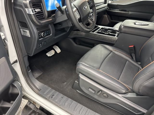 Used 2025 Ford F250 Lariat w/ Lariat Ultimate Package image 15