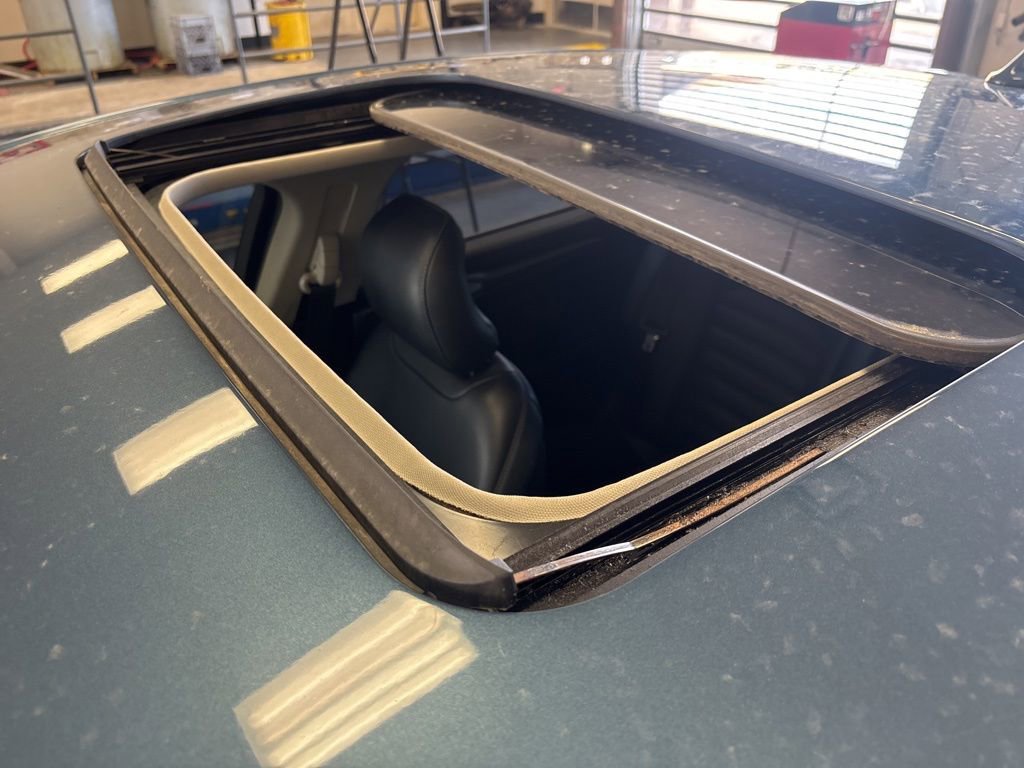 Used 2019 Ford Fusion SEL FWD image 4