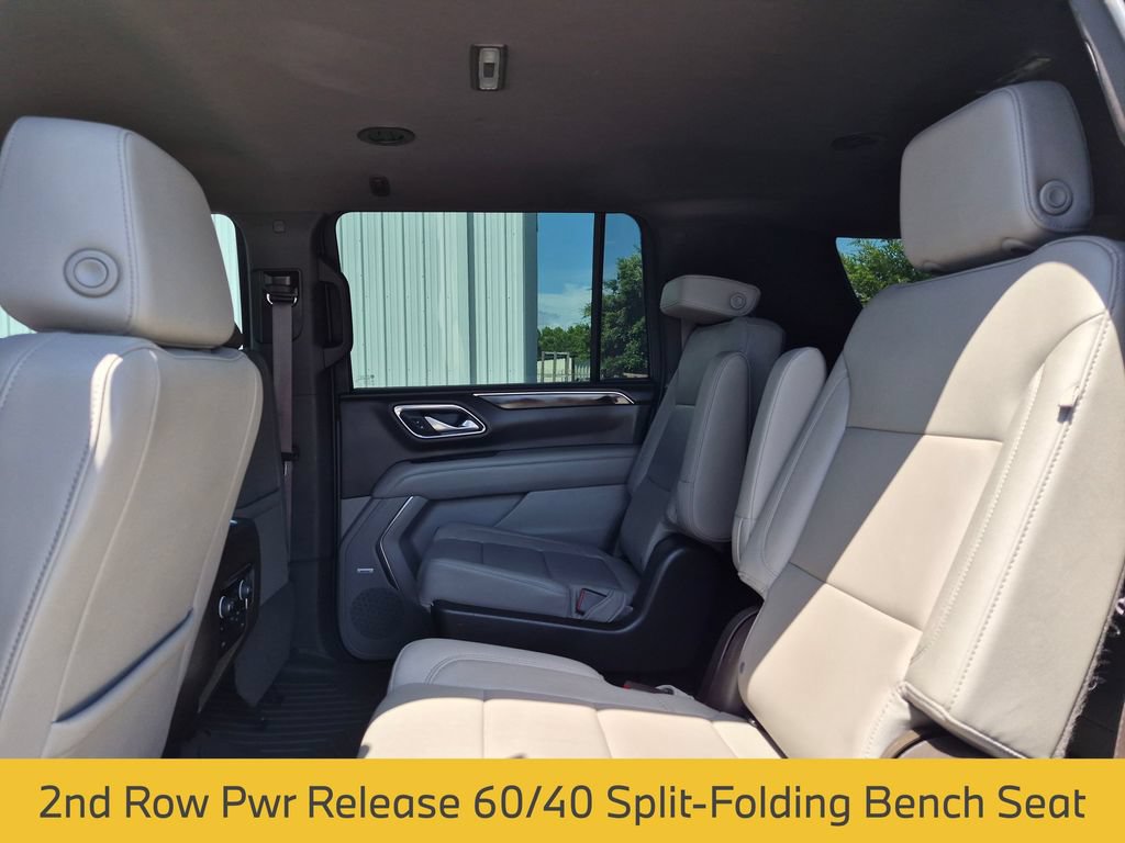 Used 2023 Chevrolet Suburban Z71 w/ Luxury Package AWD/4WD image 32