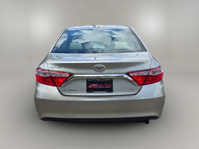 Used 2016 Toyota Camry LE FWD image 6