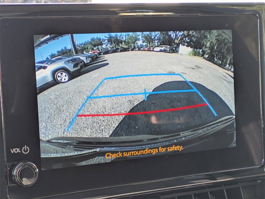 Used 2025 Toyota Corolla LE image 19