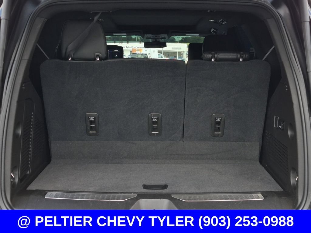 Used 2021 Chevrolet Tahoe Z71 w/ Z71 Off-Road Package AWD/4WD image 8