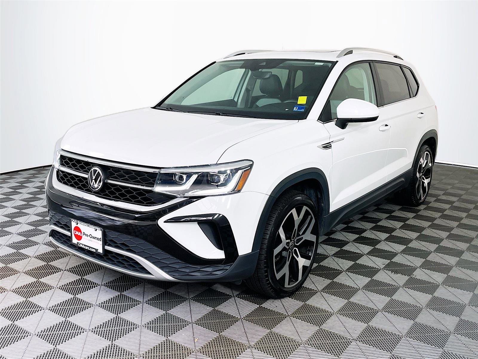 Used 2022 Volkswagen Taos SEL AWD/4WD image 3