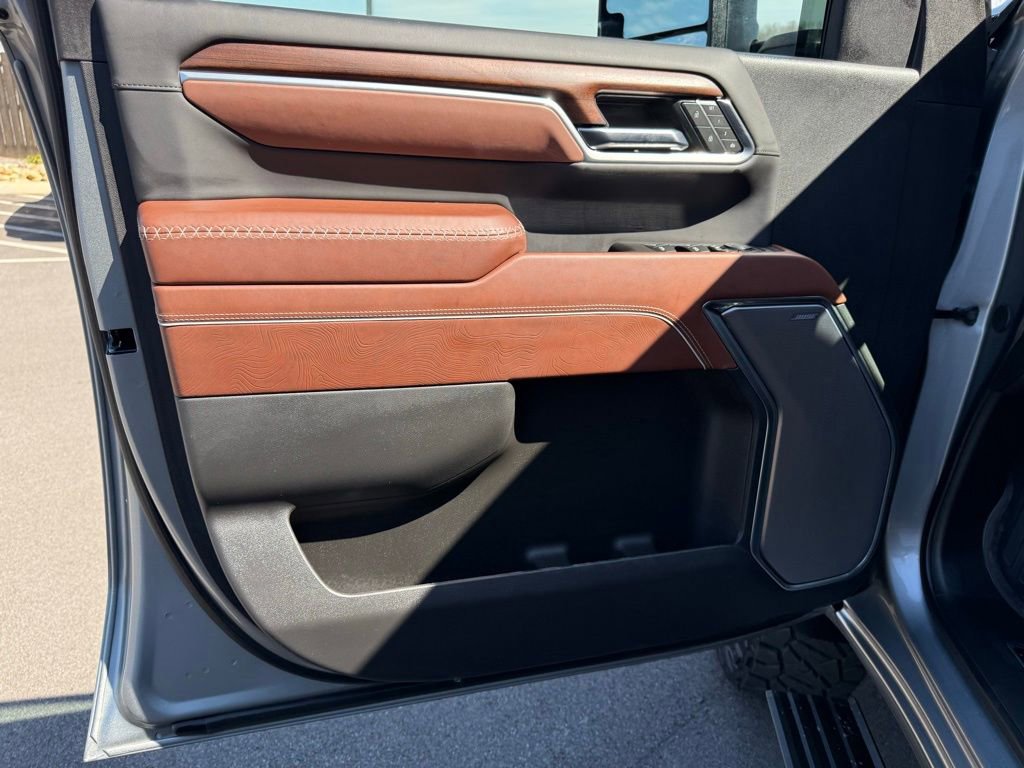 Used 2025 GMC Sierra 2500 Denali Ultimate image 28