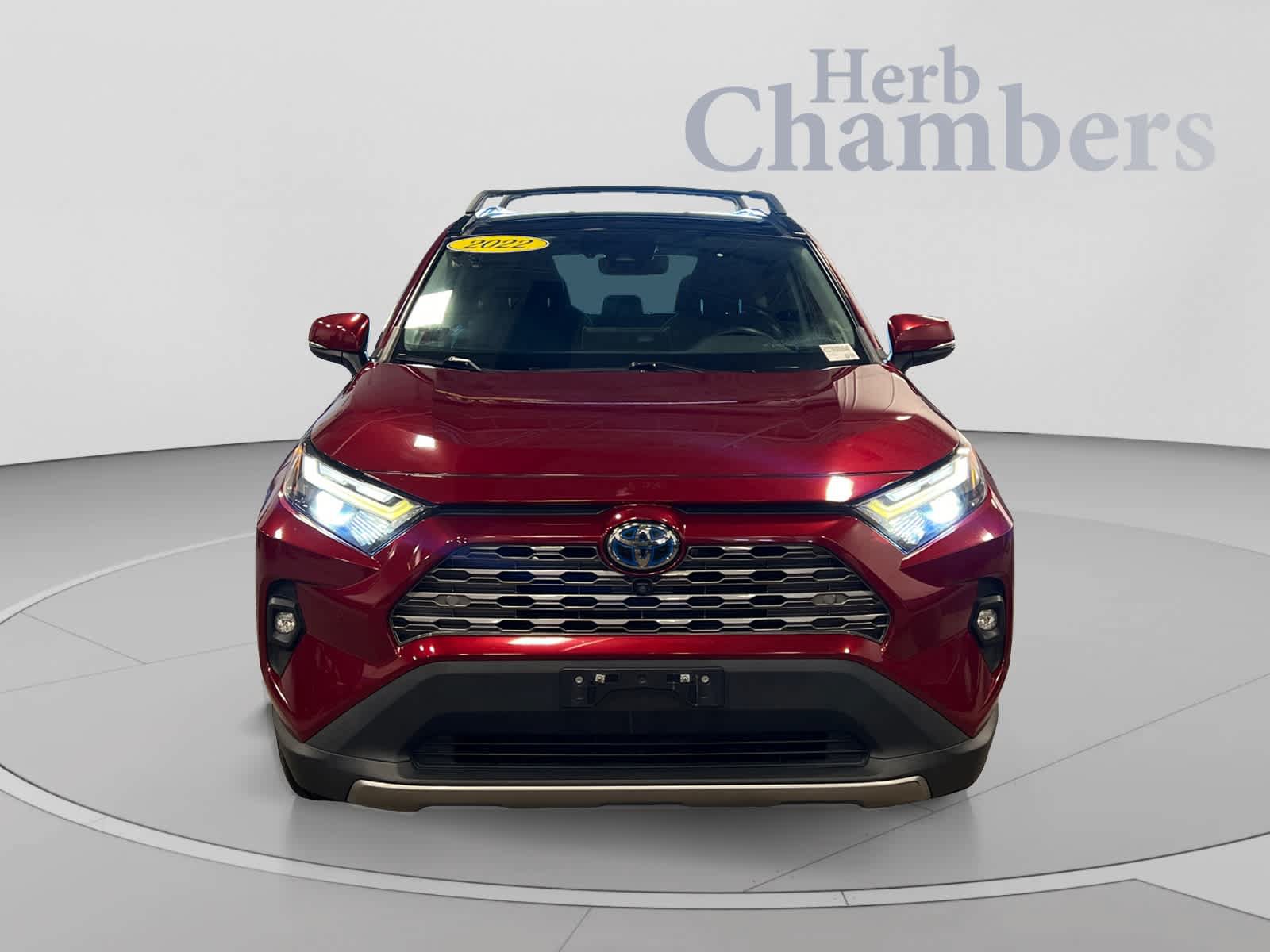 Used 2022 Toyota RAV4 Limited AWD/4WD image 2