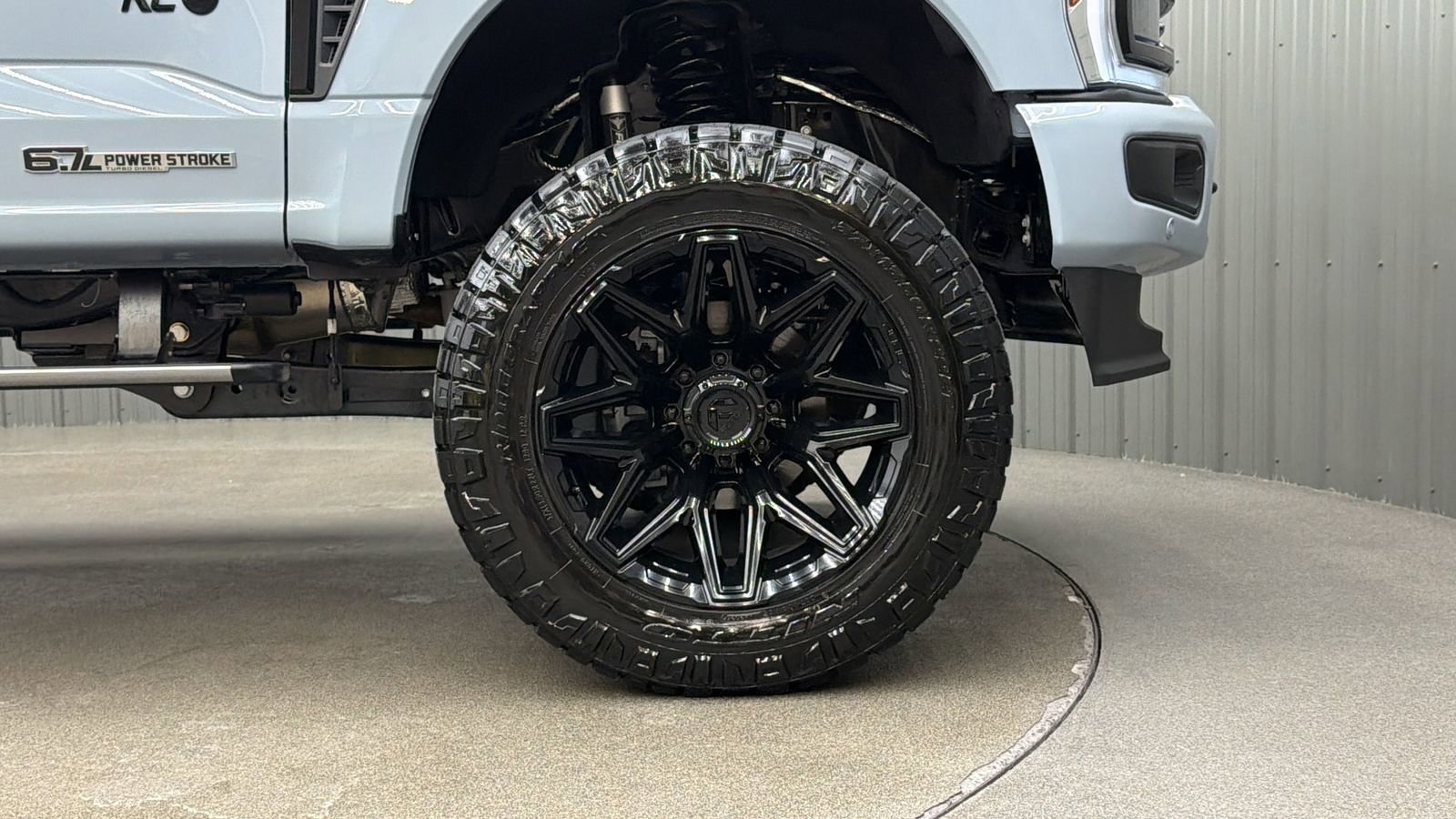 Used 2025 Ford F250 Platinum image 10