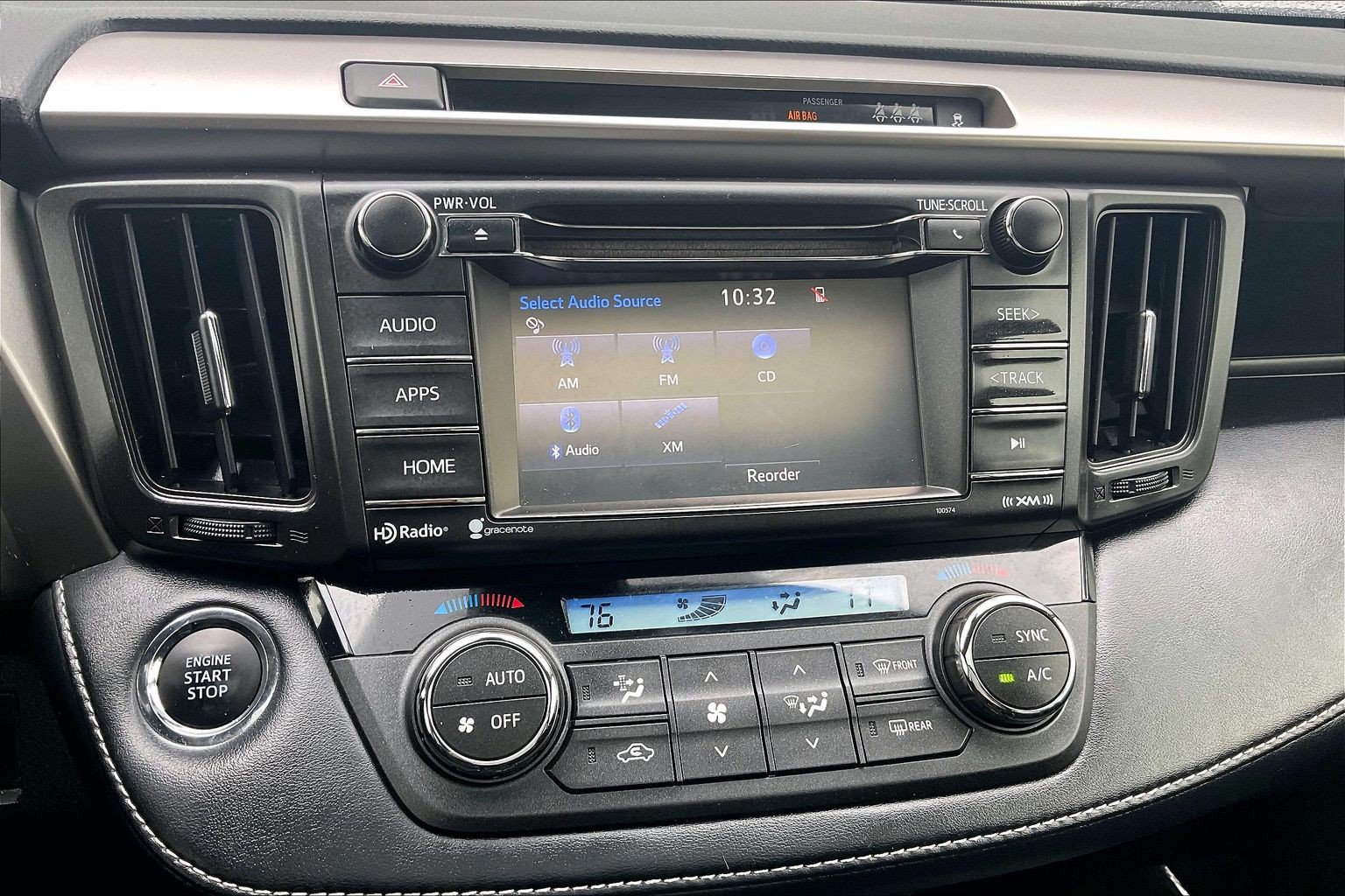 Used 2018 Toyota RAV4 XLE w/ Plus Extra Value Package AWD/4WD image 38