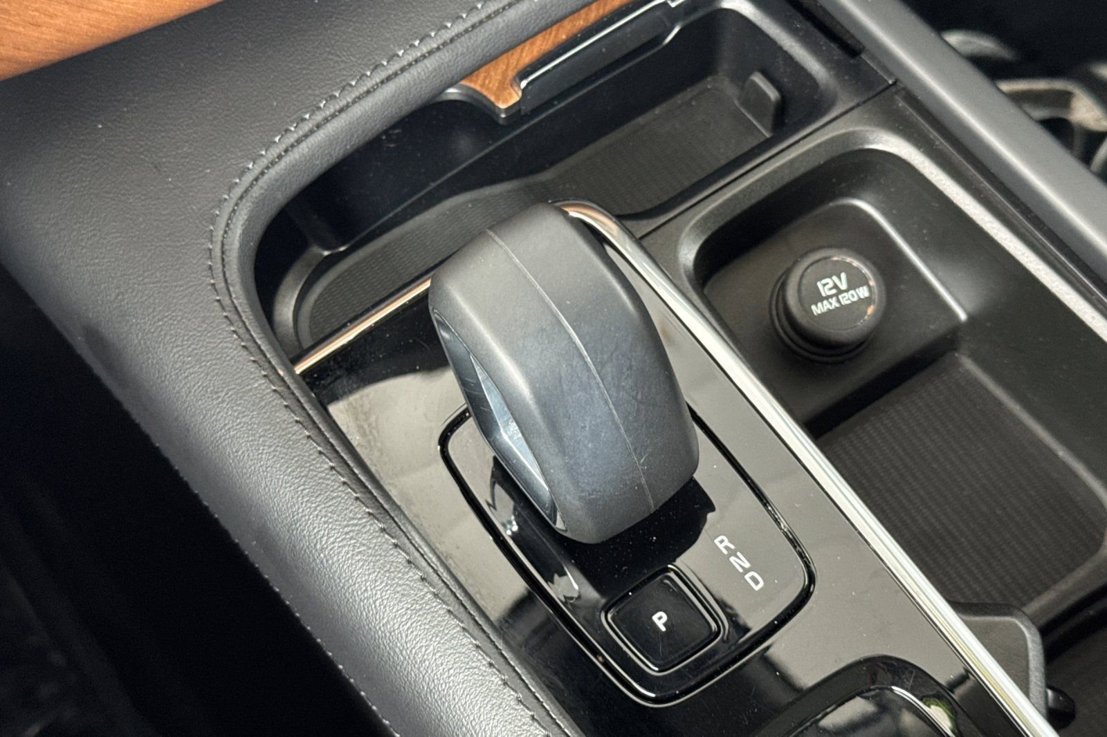 Used 2023 Volvo XC90 T8 Plus w/ Protection Package Premier image 26