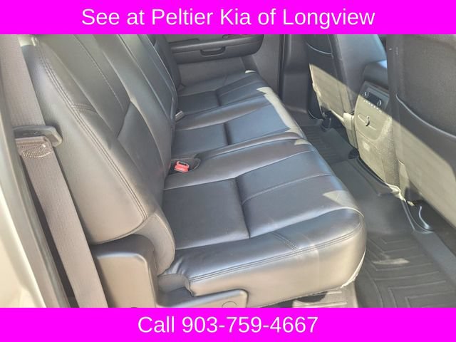 Used 2009 Chevrolet Silverado 1500 LTZ w/ White Diamond Edition AWD/4WD image 13