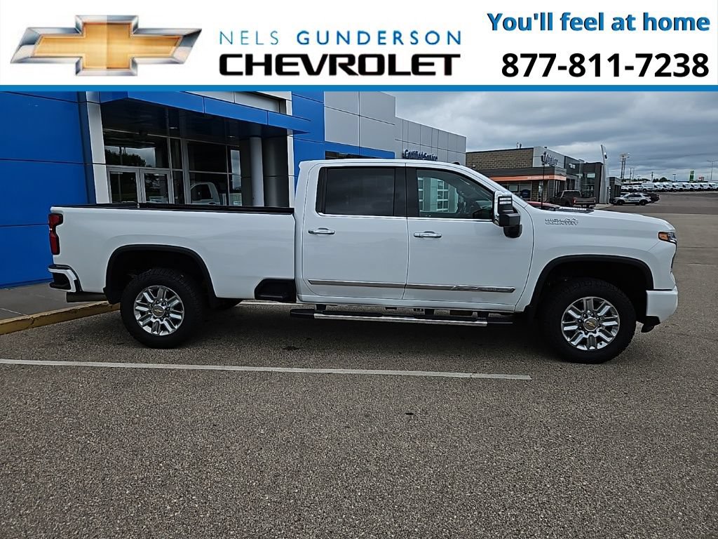 Used 2024 Chevrolet Silverado 3500 High Country w/ Z71 Off-Road Package AWD/4WD image 8