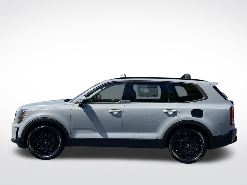 Used 2022 Kia Telluride SX w/ SX Prestige Package AWD/4WD image 2