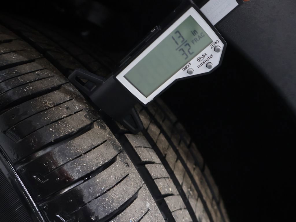 Used 2016 Honda Odyssey SE image 32