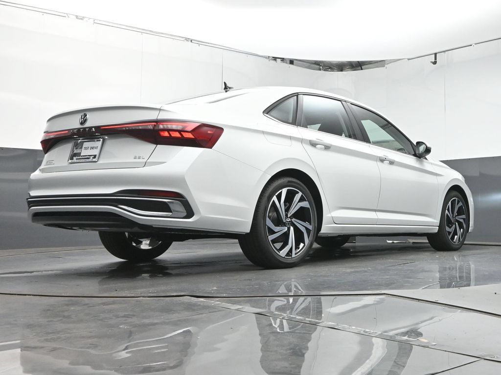 New 2026 Volkswagen Jetta SEL FWD image 39