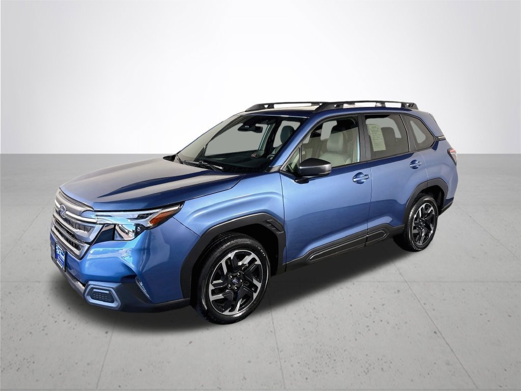 Used 2025 Subaru Forester Limited AWD/4WD image 2