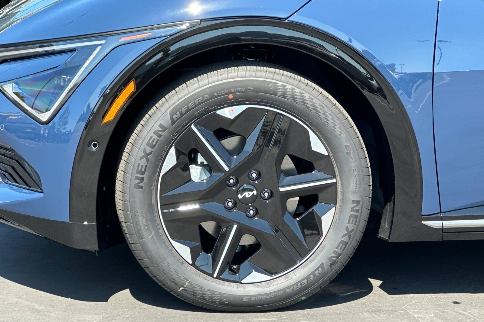 New 2026 Kia EV6 Wind RWD image 25