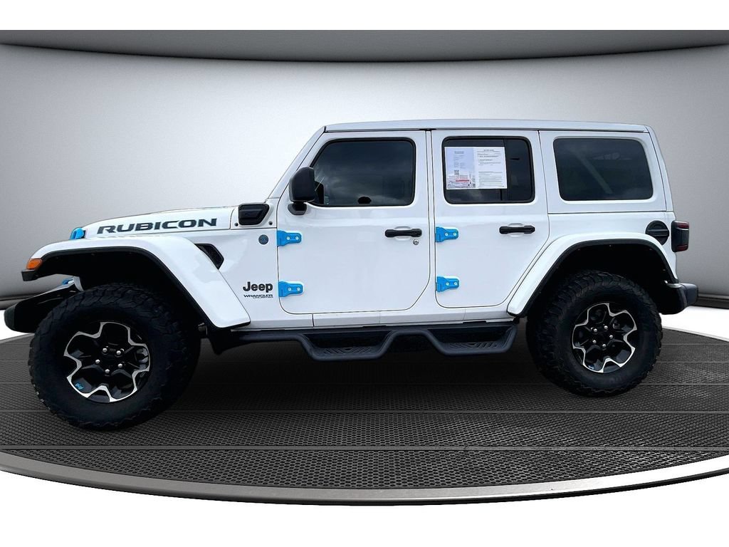 Used 2022 Jeep Wrangler Unlimited Rubicon 4xe w/ Cold Weather Group AWD/4WD image 17