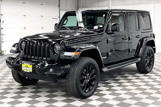 Used 2020 Jeep Wrangler Unlimited Sahara image 10