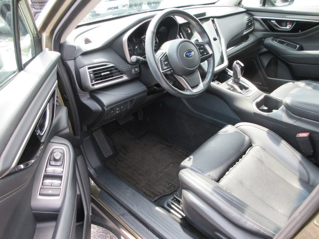 Used 2020 Subaru Outback Limited AWD/4WD image 13