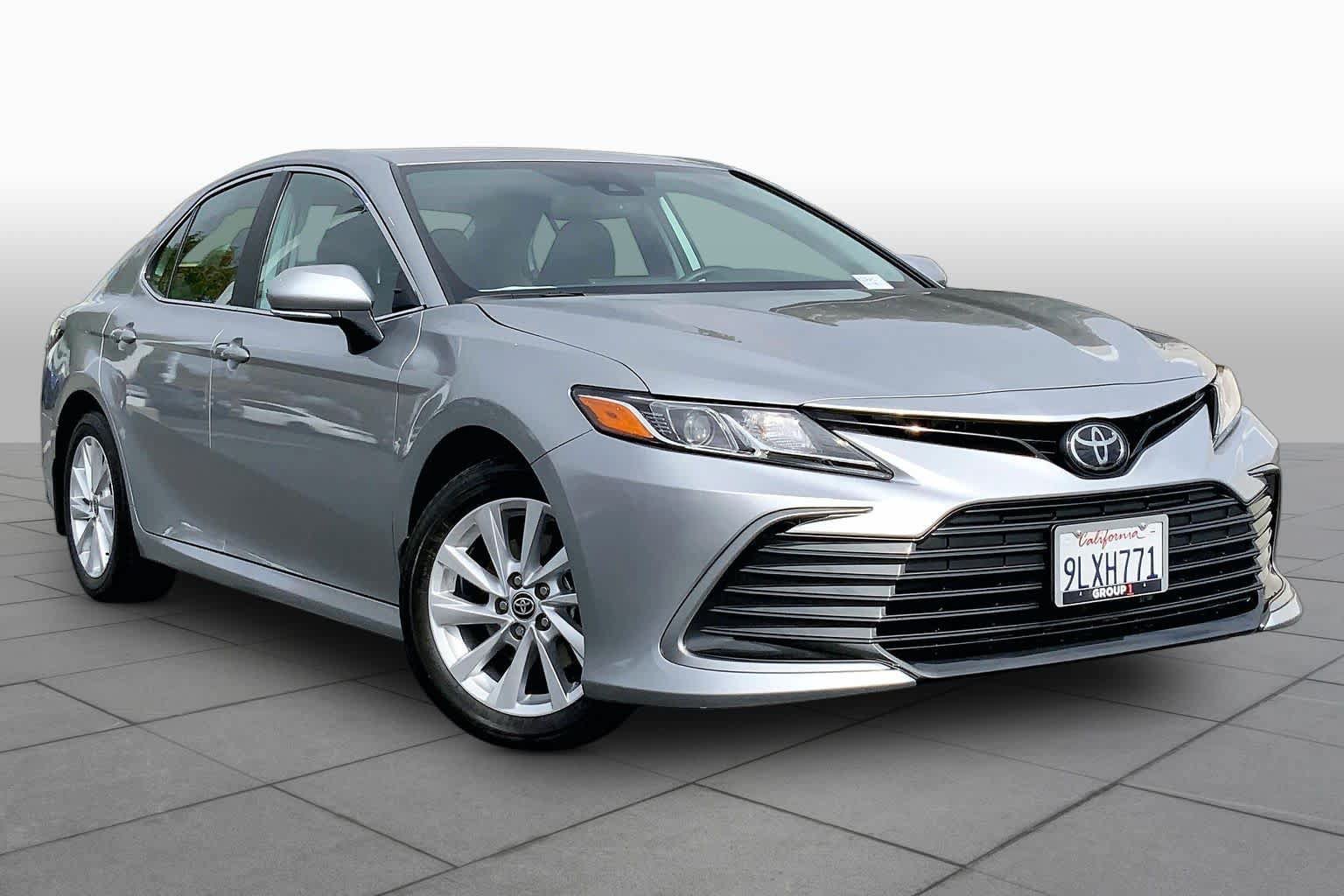 Used 2024 Toyota Camry LE w/ Convenience Package FWD image 2