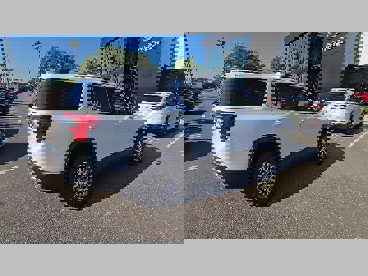 Used 2021 GMC Acadia SLT w/ Preferred Package image 33