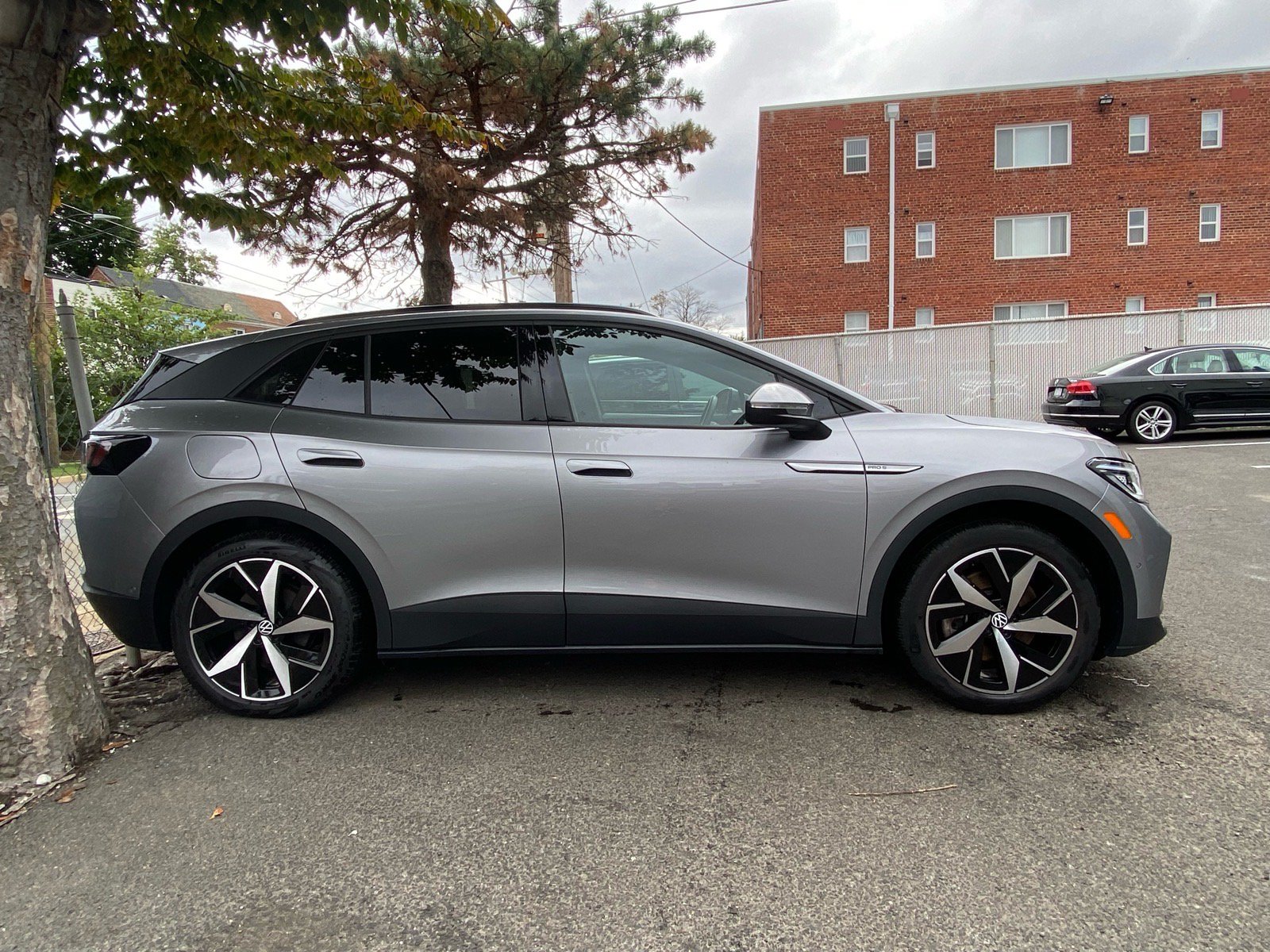 Used 2023 Volkswagen ID.4 Pro S RWD image 2