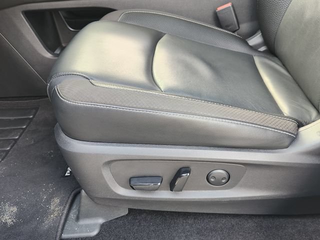Used 2022 Nissan Pathfinder SL w/ SL Premium Package FWD image 22