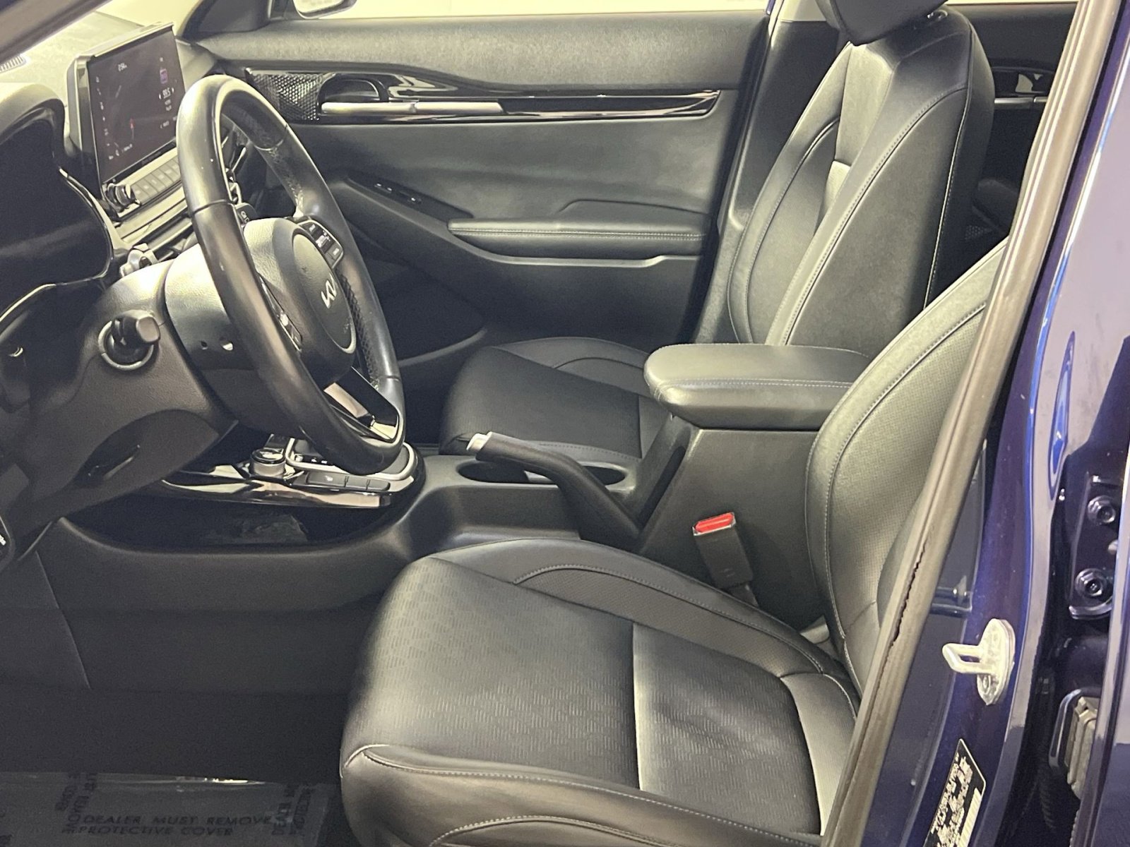 Used 2023 Kia Seltos EX image 13