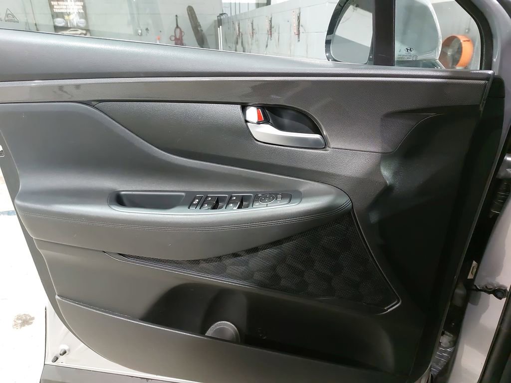 Used 2021 Hyundai Santa Fe SEL FWD image 28