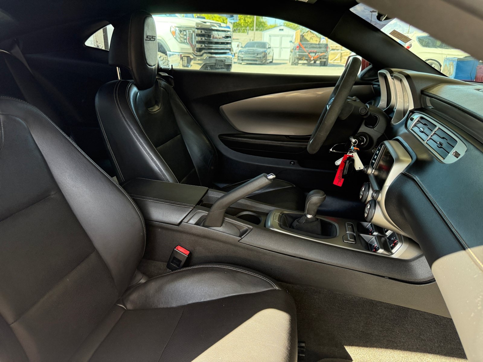 Used 2015 Chevrolet Camaro SS w/ SS Performance Package RWD image 30