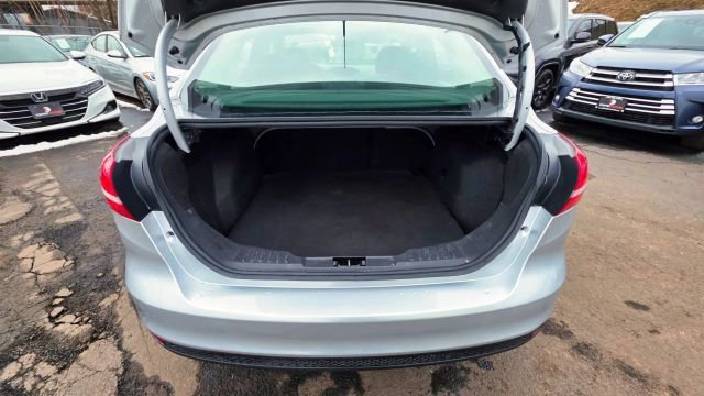 Used 2018 Ford Focus SE image 29