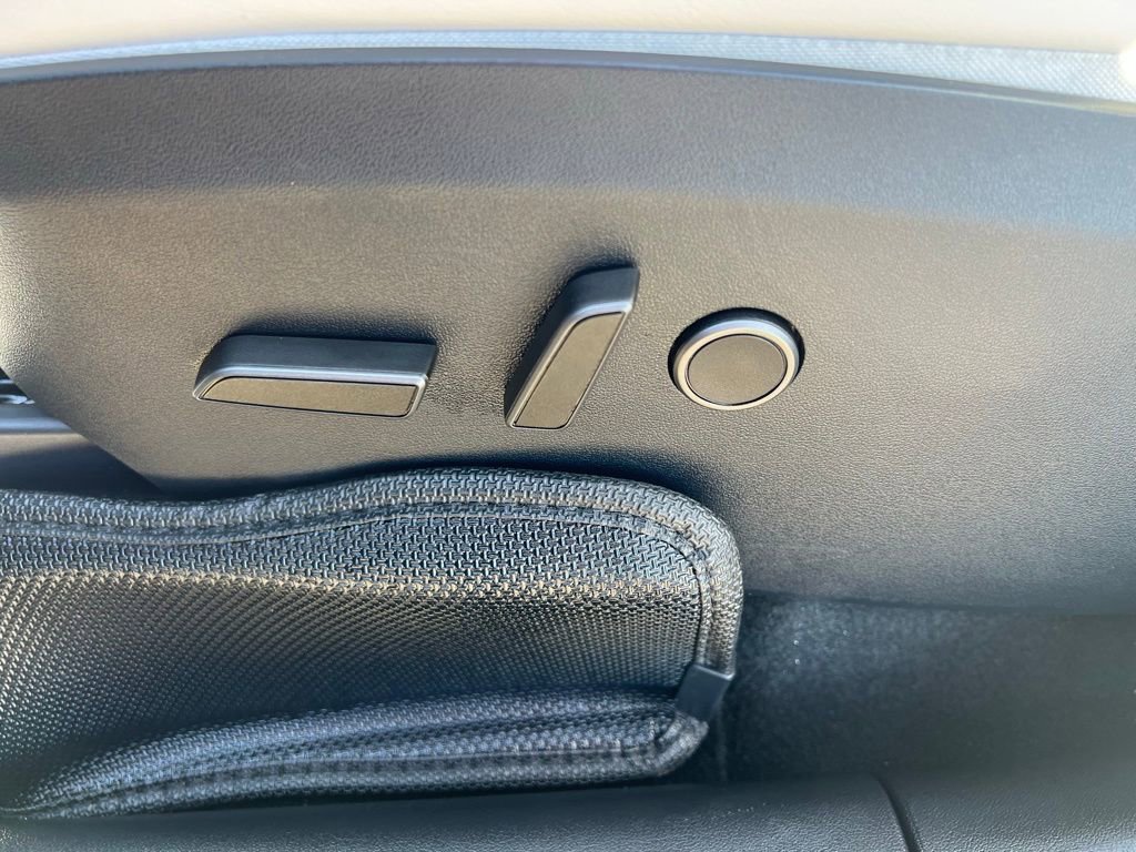 Used 2024 Tesla Model Y Long Range image 26