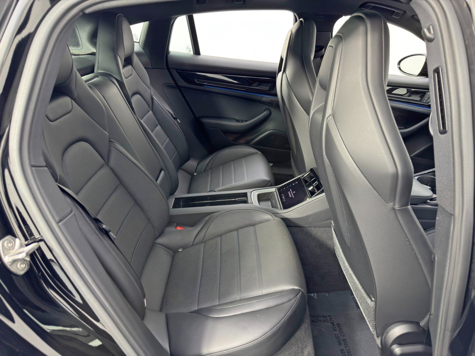 Used 2025 Porsche Panamera 4S w/ Premium Package image 47