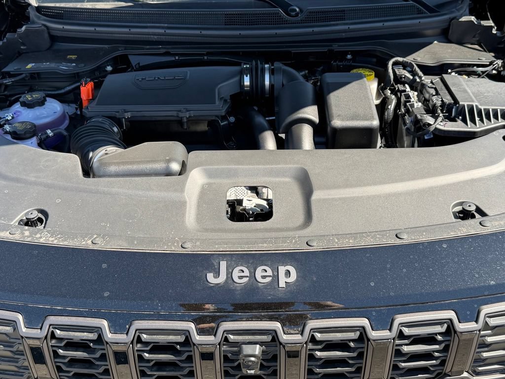 New 2026 Jeep Cherokee Overland w/ Advanced Pro Tech Group AWD/4WD image 22