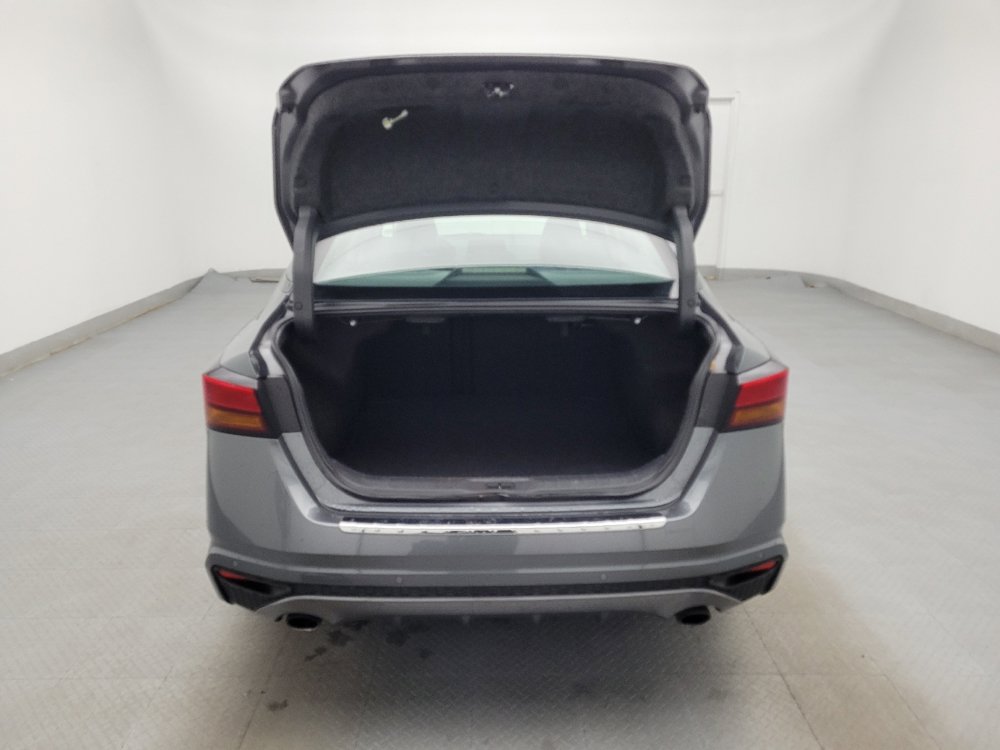 Used 2020 Nissan Altima 2.0 Platinum FWD image 29
