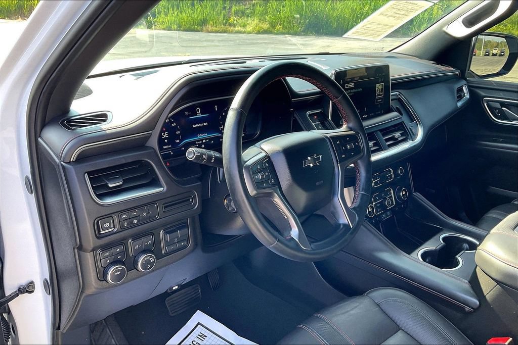Used 2024 Chevrolet Tahoe RST w/ Luxury Package AWD/4WD image 19