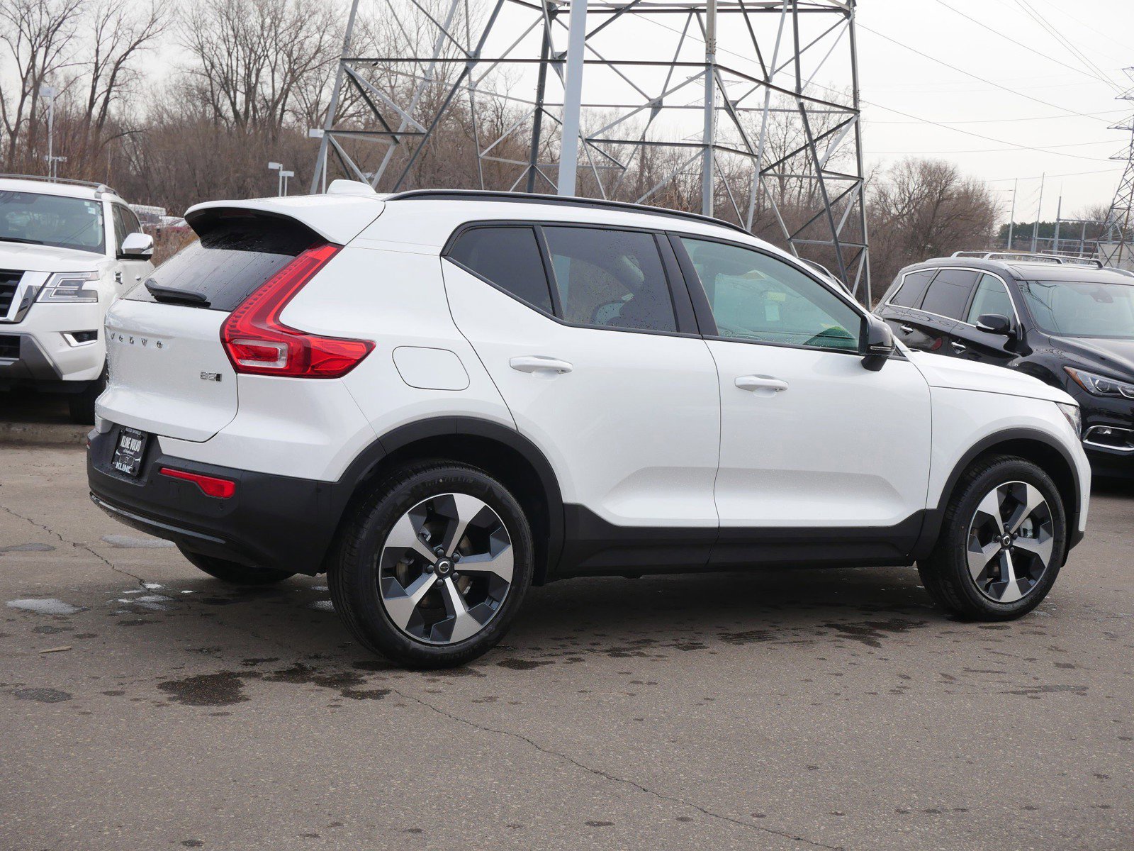 New 2026 Volvo XC40 B5 Plus w/ Protection Package Premier AWD/4WD image 3