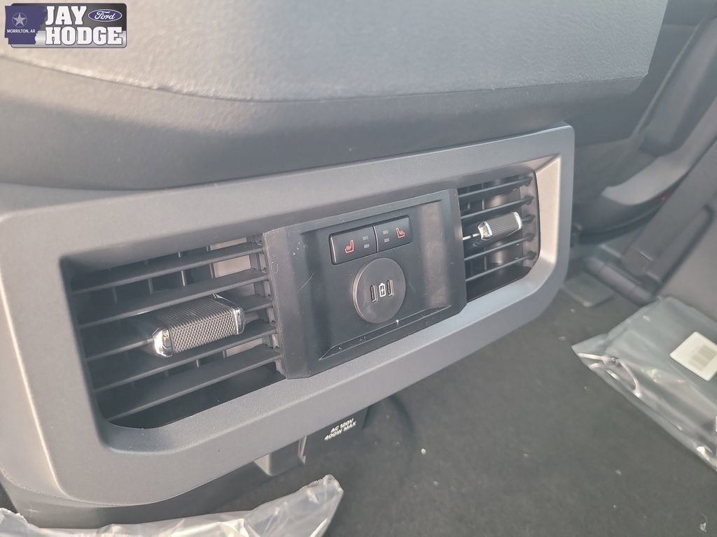 New 2025 Ford F250 Lariat w/ Lariat Ultimate Package image 32
