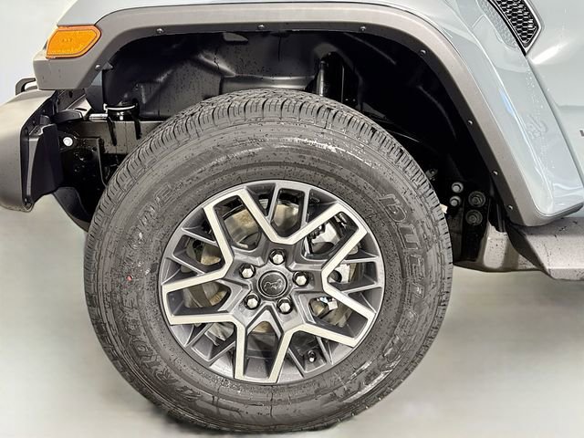 New 2026 Jeep Wrangler Unlimited Sahara w/ Safety Group AWD/4WD image 34
