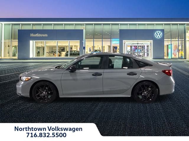 Used 2025 Honda Civic Sport image 2