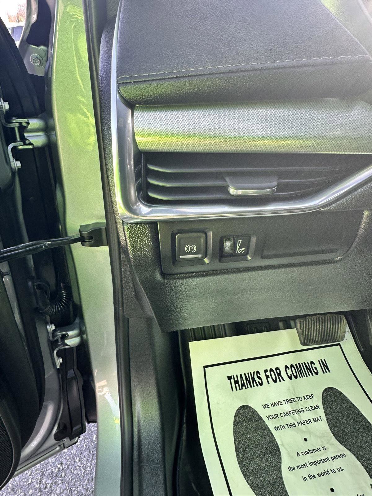 Used 2023 Cadillac XT4 Premium Luxury image 20