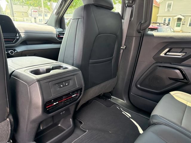 Used 2026 Chevrolet Silverado EV Trail Boss AWD/4WD image 17