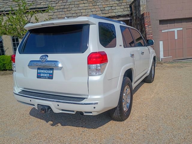 Used 2013 Toyota 4Runner SR5 image 10
