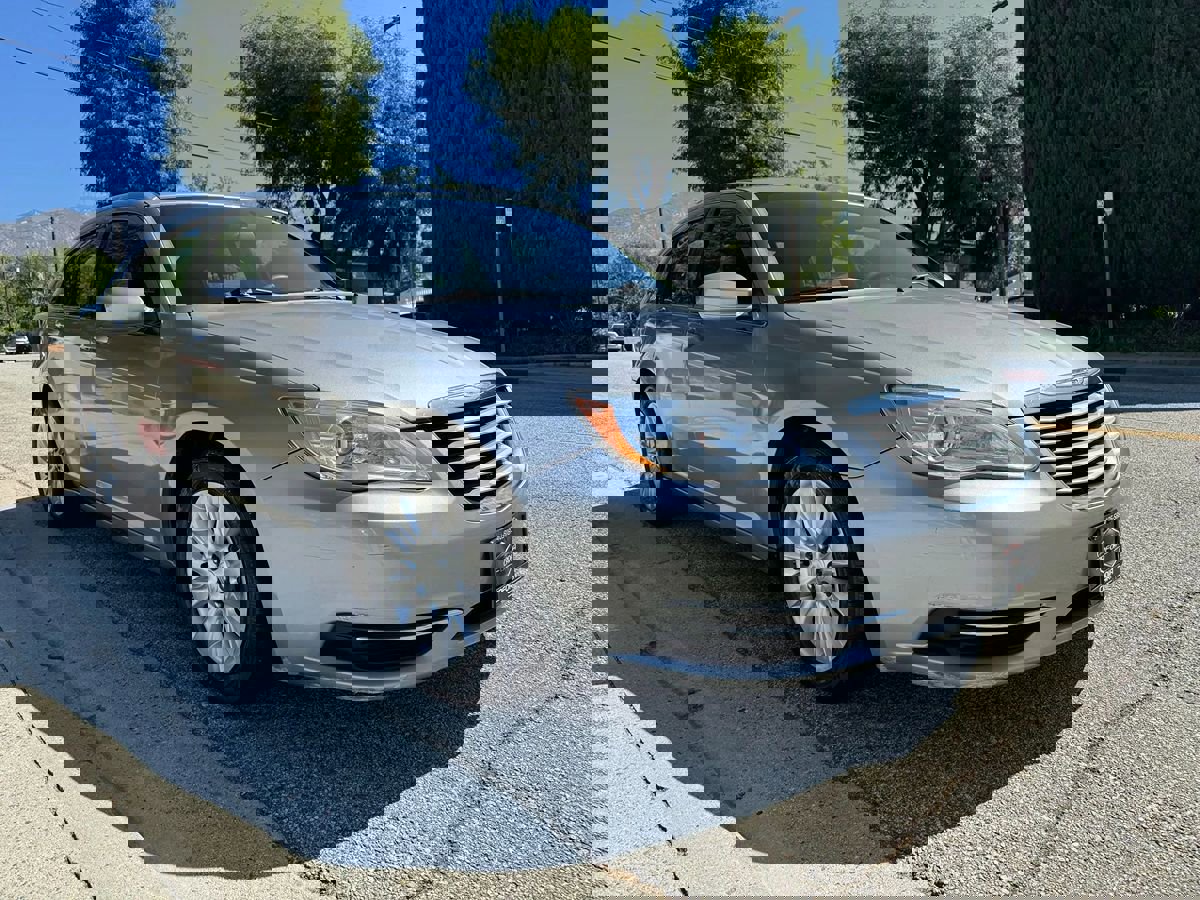 Used 2013 Chrysler 200 LX