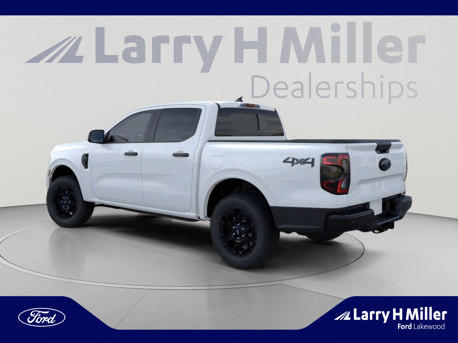 New 2026 Ford Ranger XLT w/ Black Appearance Package AWD/4WD image 4