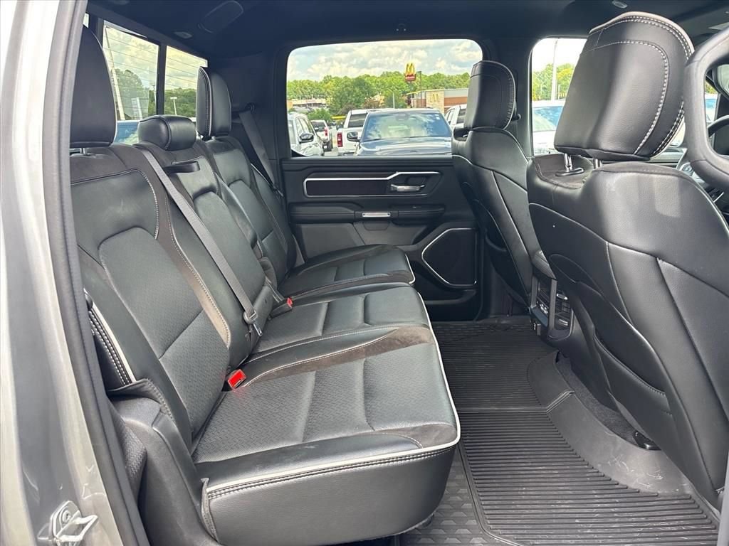 Used 2025 RAM 1500 Laramie w/ Sport Appearance Package AWD/4WD image 13