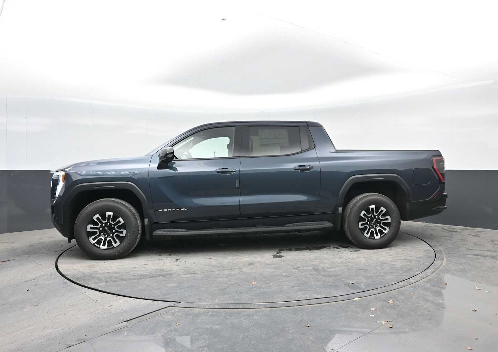New 2026 GMC Sierra EV Elevation AWD/4WD image 4