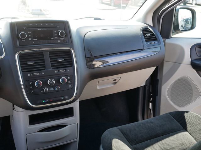 Used 2016 Dodge Grand Caravan SE w/ Quick Order Package 29E SE FWD image 24